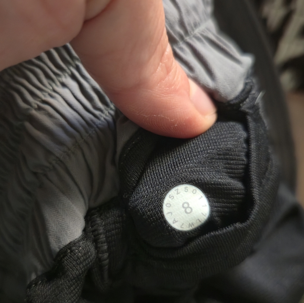 Lululemon Hotty Hot Short - Picture 4 of 4